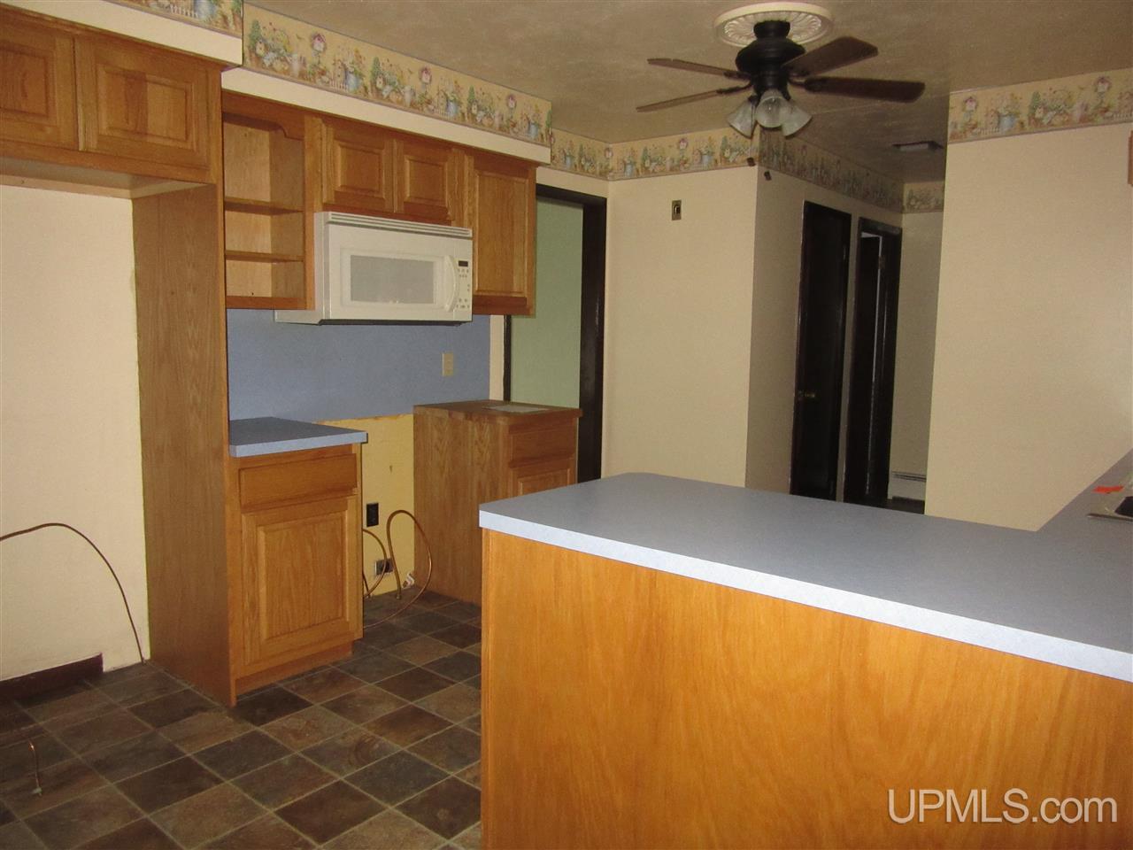 2694 River Road Gulliver, MI 49840 - Photo 11 of 24