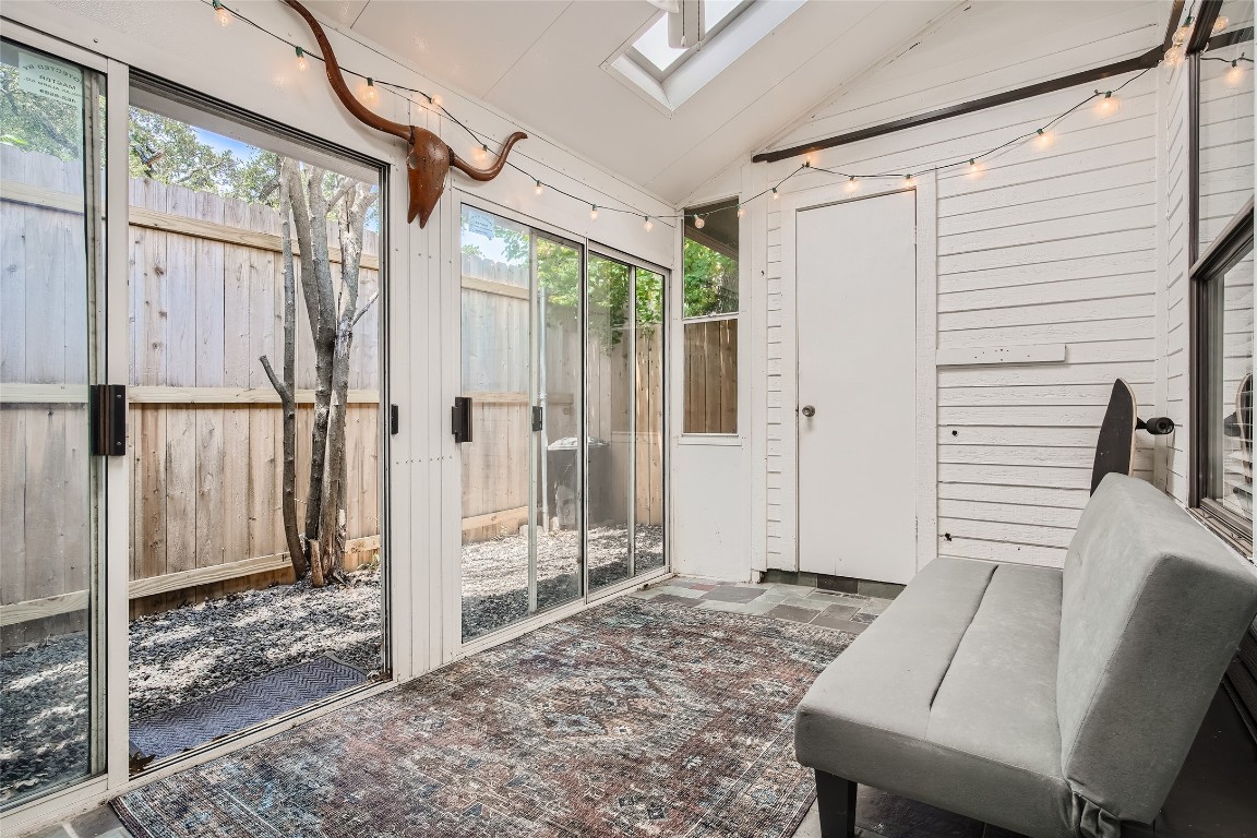 3815 Menchaca Road, Unit 9A Austin, TX 78704 - Photo 17 of 19 a view of a interior of the house