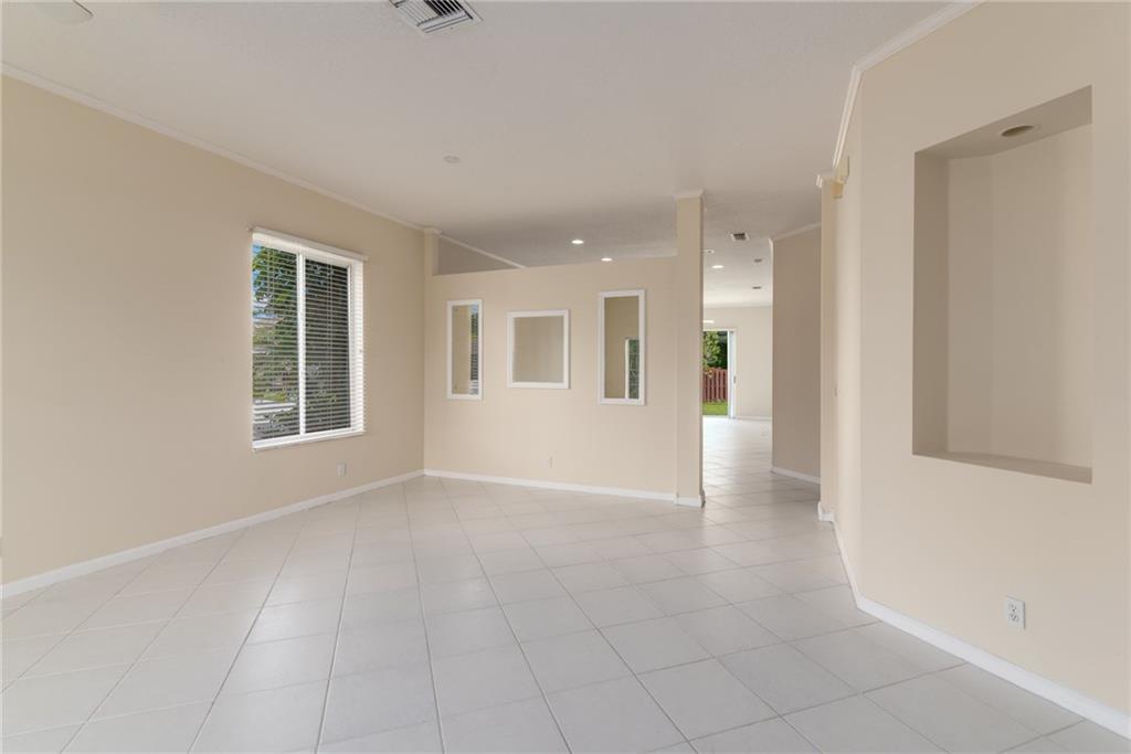 2509 Southeast Springtree Place Stuart, FL 34997 - Photo 3 of 18