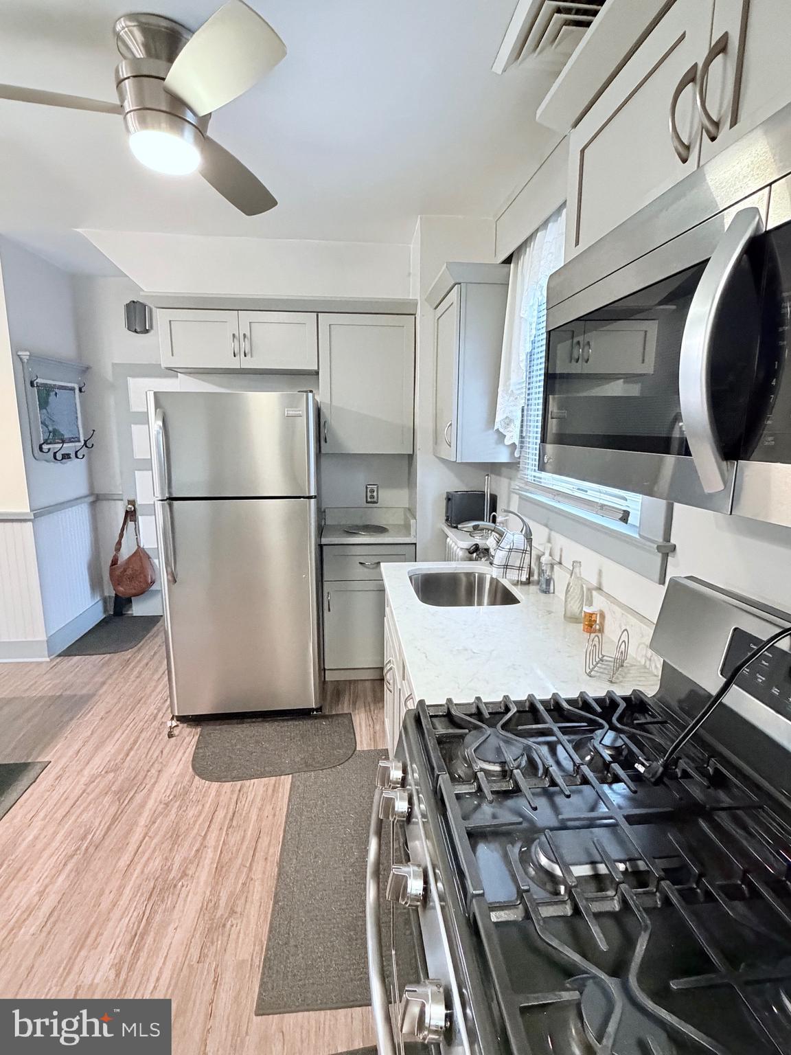 510 Shipley Road Linthicum Heights, MD 21090 - Photo 12 of 28