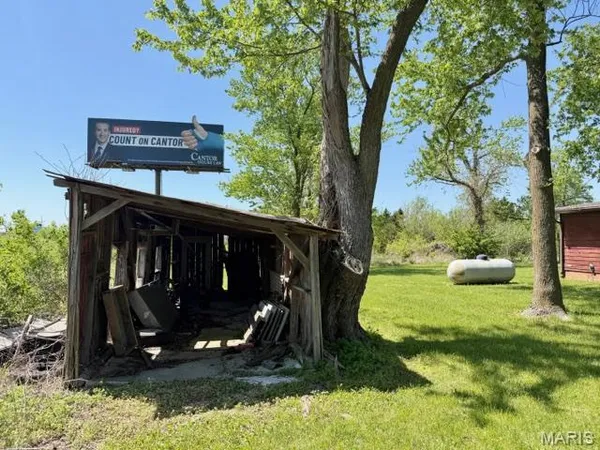 $330,000 | 328 Booneslick Road, New Florence, MO 63363