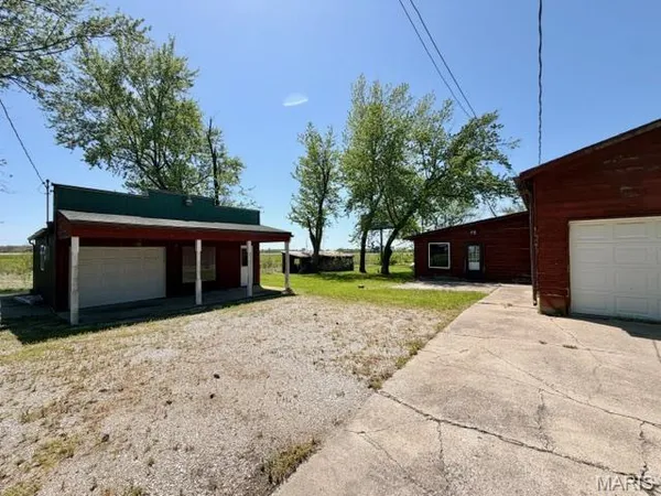 $330,000 | 328 Booneslick Road, New Florence, MO 63363