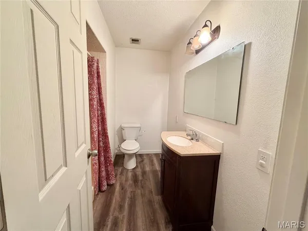 $330,000 | 328 Booneslick Road, New Florence, MO 63363