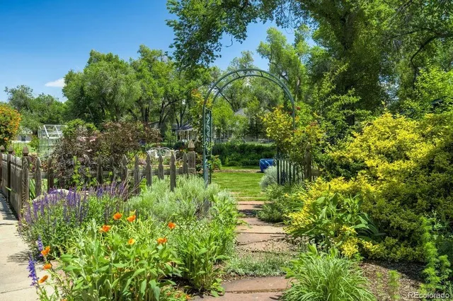 $669,000 | 1425 North Wahsatch Avenue, Colorado Springs, CO 80907