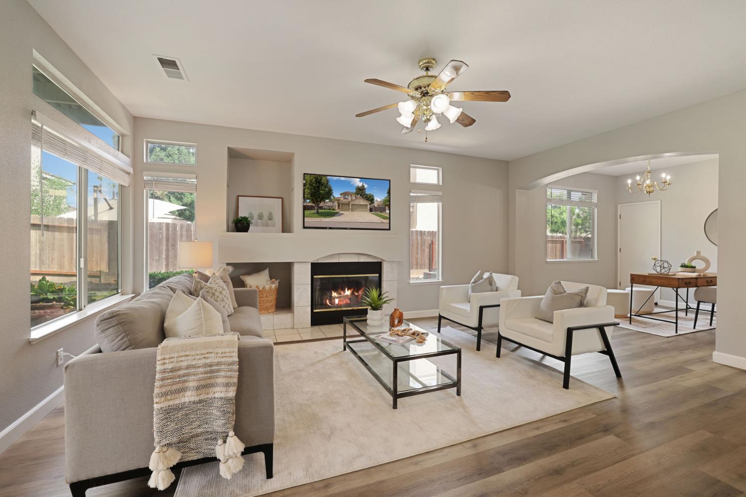 1049 Zumstein Drive Ripon, CA 95366 - Photo 13 of 41