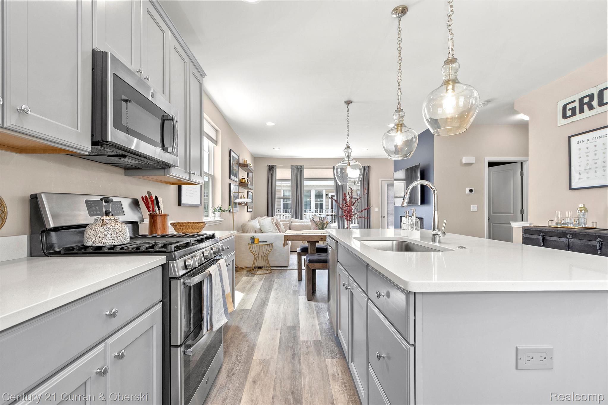 2500 Normandy Road, Unit 42 Royal Oak, MI 48073 - Photo 17 of 63 Gallery Image 17