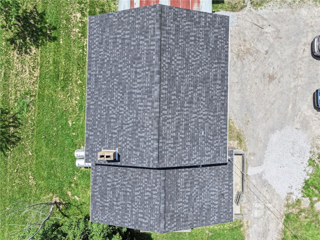 324 Winter Road New Castle, PA 16101 - Photo 31 of 32 NEW ROOF