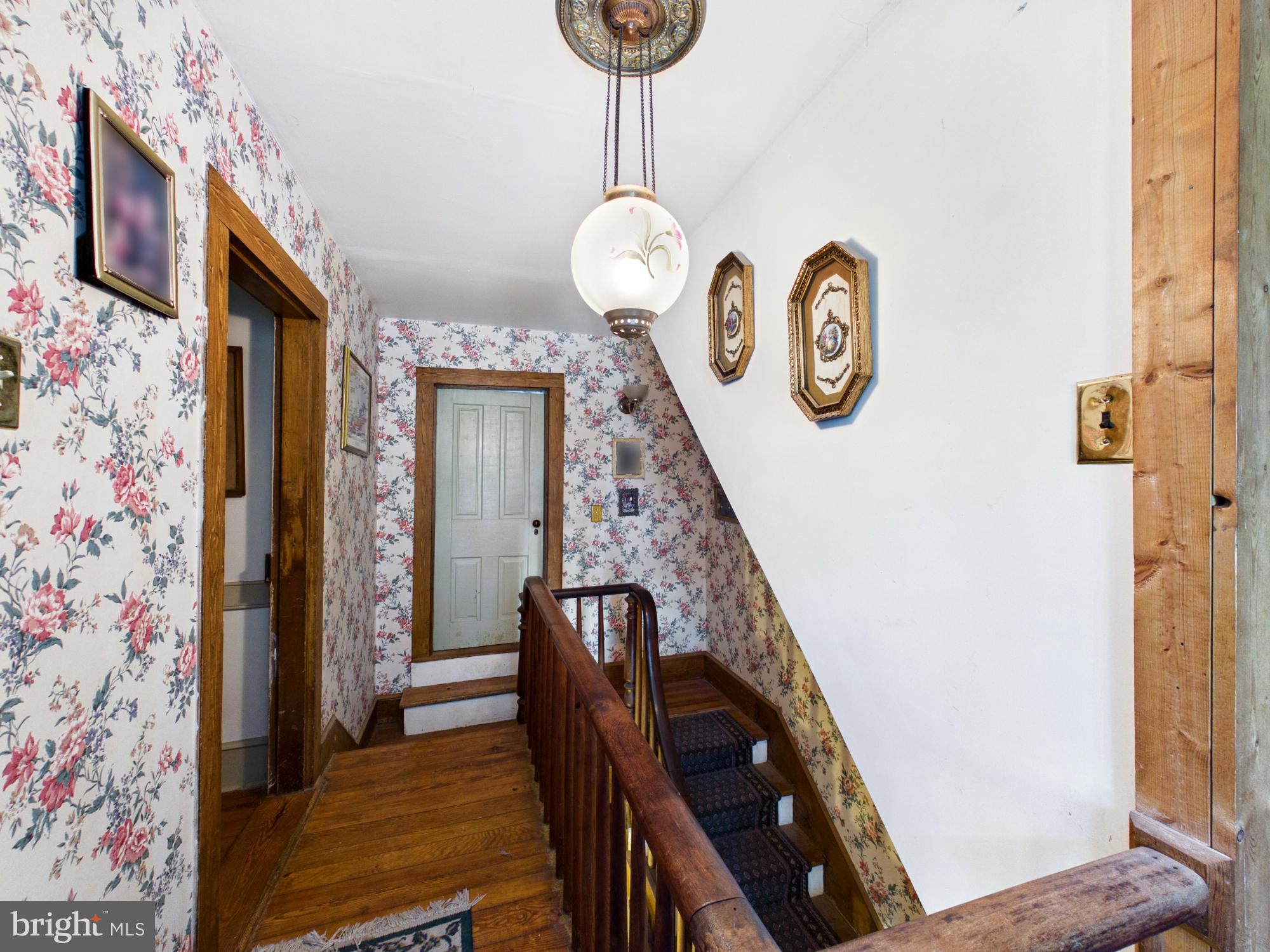 20488 Nanticoke Road Nanticoke, MD 21840 - Photo 22 of 32 Charming vintage entryway with character.