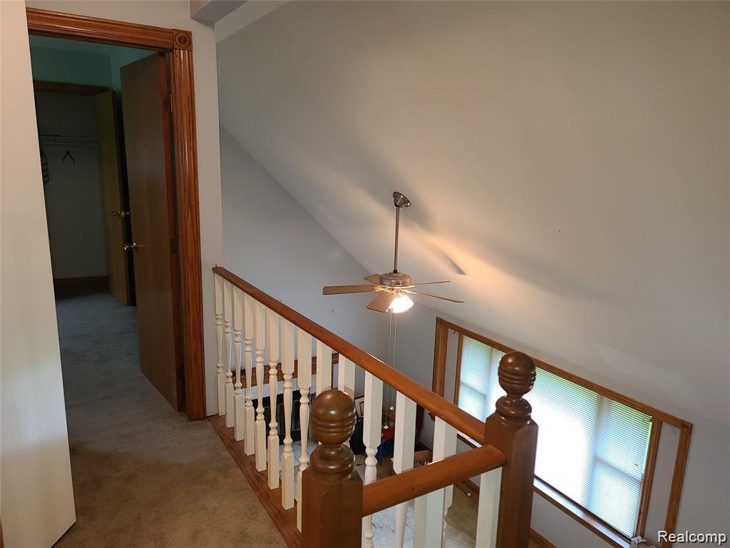 3082 West Coon Lake Road Howell, MI 48843 - Photo 27 of 32 hall way up.jpg