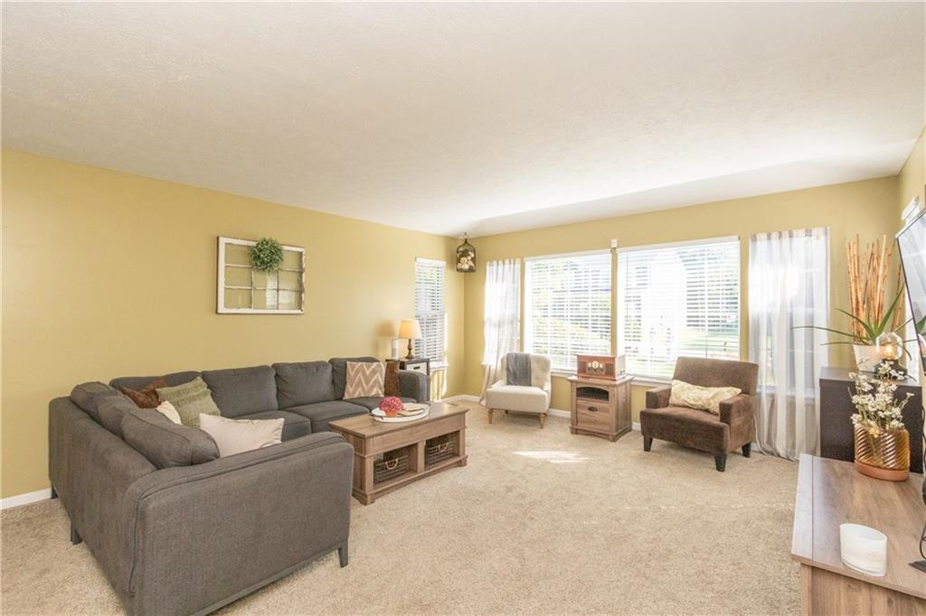 5028 Sylvan Road Indianapolis, IN 46228 - Photo 3 of 26 Gallery Image 3