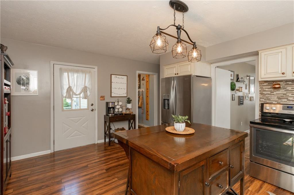 5028 Sylvan Road Indianapolis, IN 46228 - Photo 9 of 26 Gallery Image 9