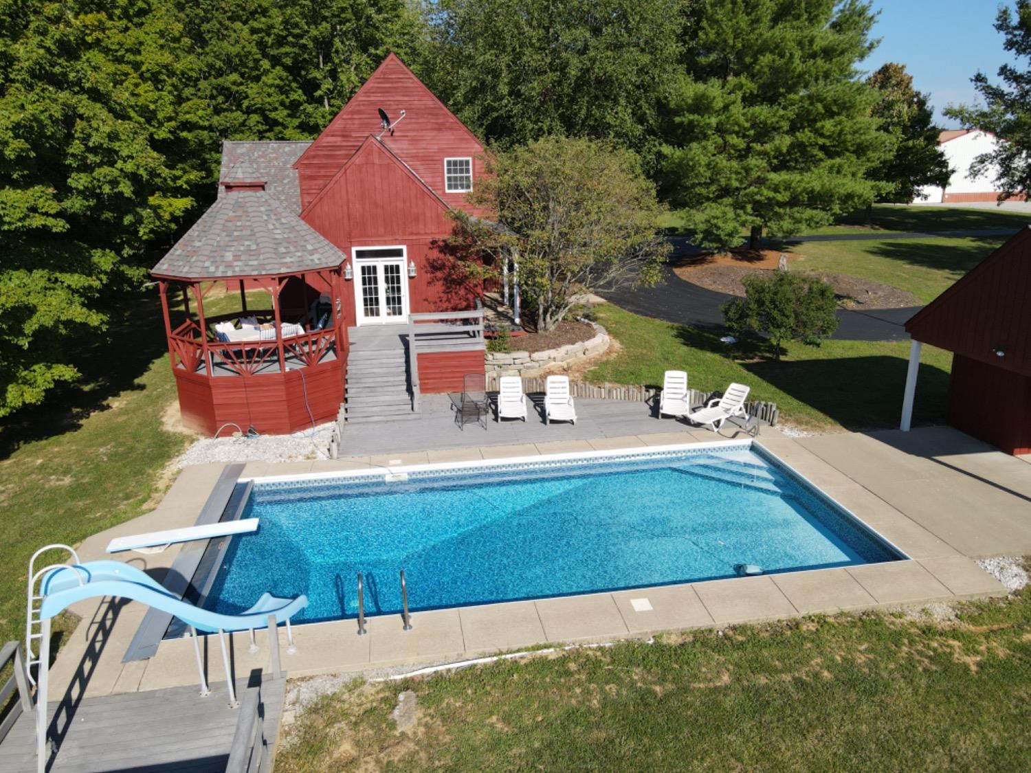 96 Gaslight Drive Versailles, IN 47042 - Photo 3 of 45