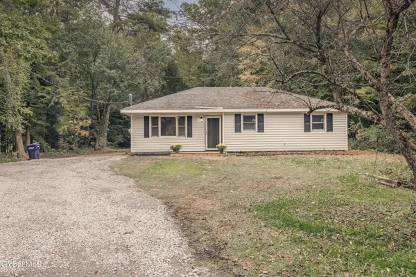 $259,900 | 259 Reidel Road, Perth, NY 12010