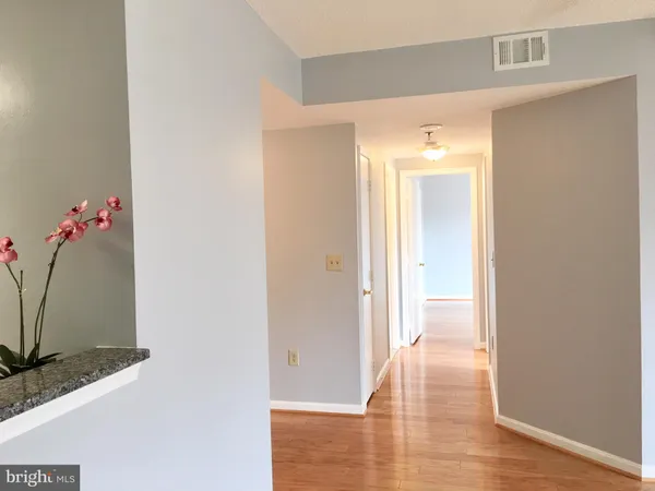$377,000 | 22 Courthouse Square, Unit 407, Rockville, MD 20850