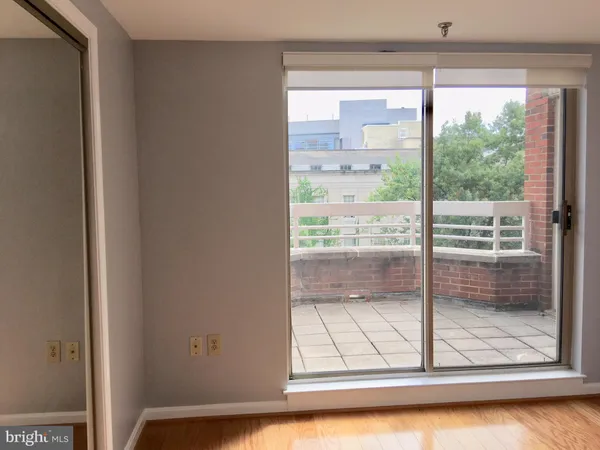 $377,000 | 22 Courthouse Square, Unit 407, Rockville, MD 20850