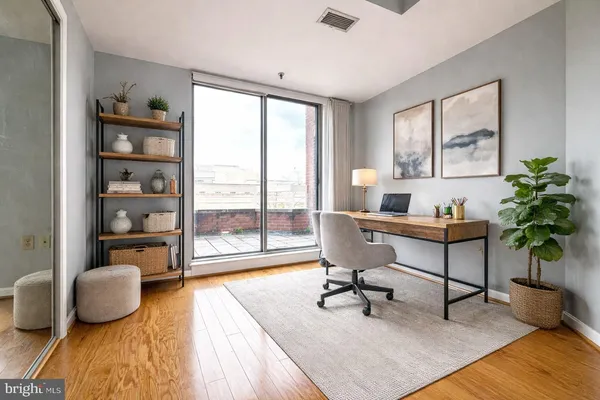 $377,000 | 22 Courthouse Square, Unit 407, Rockville, MD 20850