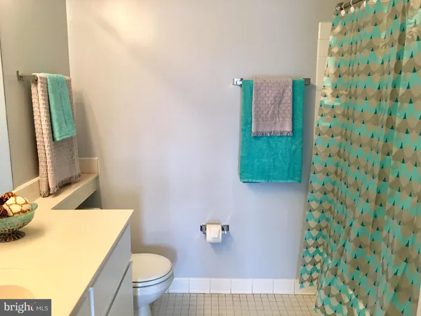 $377,000 | 22 Courthouse Square, Unit 407, Rockville, MD 20850