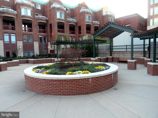 $377,000 | 22 Courthouse Square, Unit 407, Rockville, MD 20850