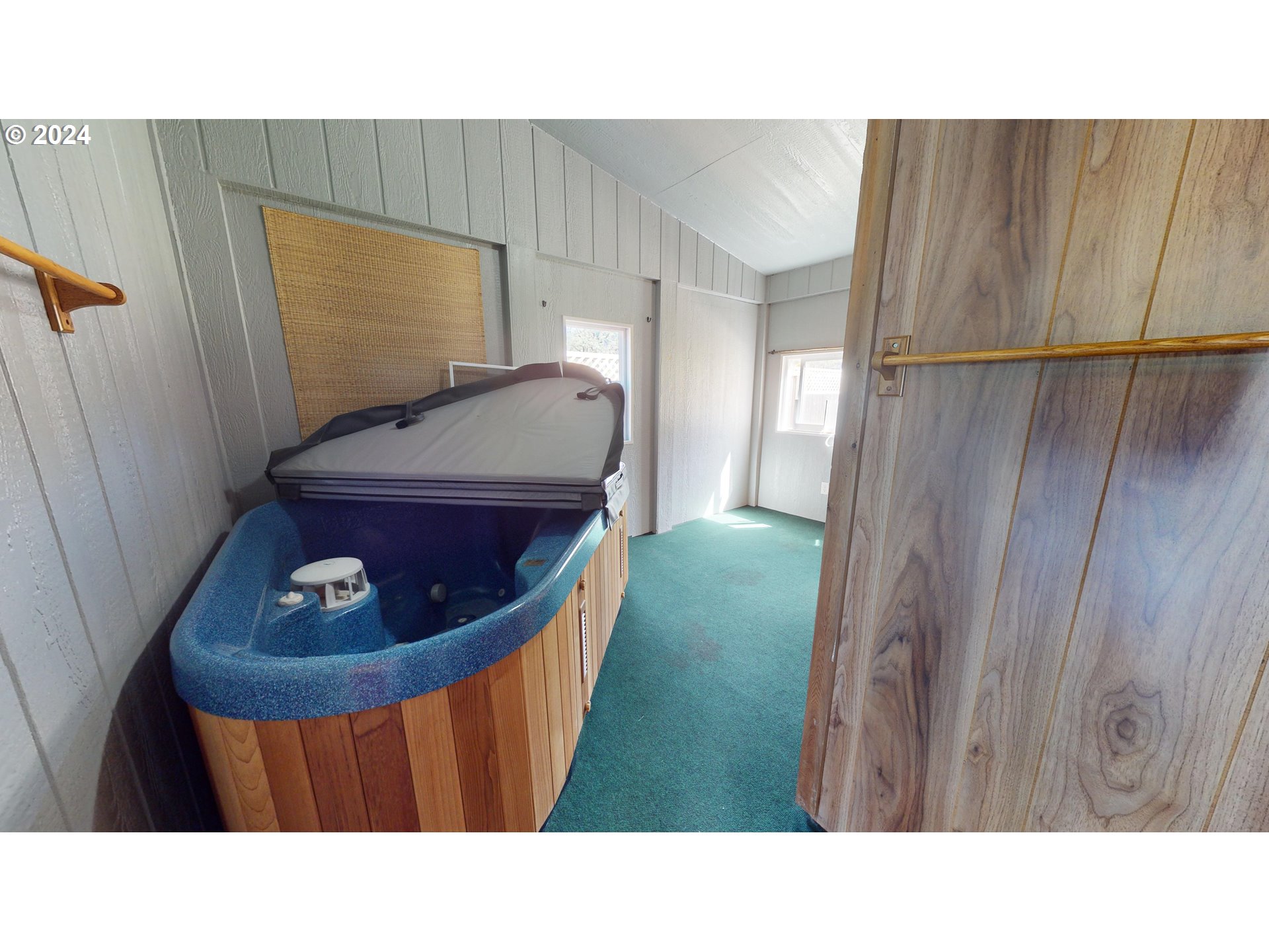 6401 Main Street Springfield, OR 97478 - Photo 32 of 41 a bathroom with a sink toilet and mirror
