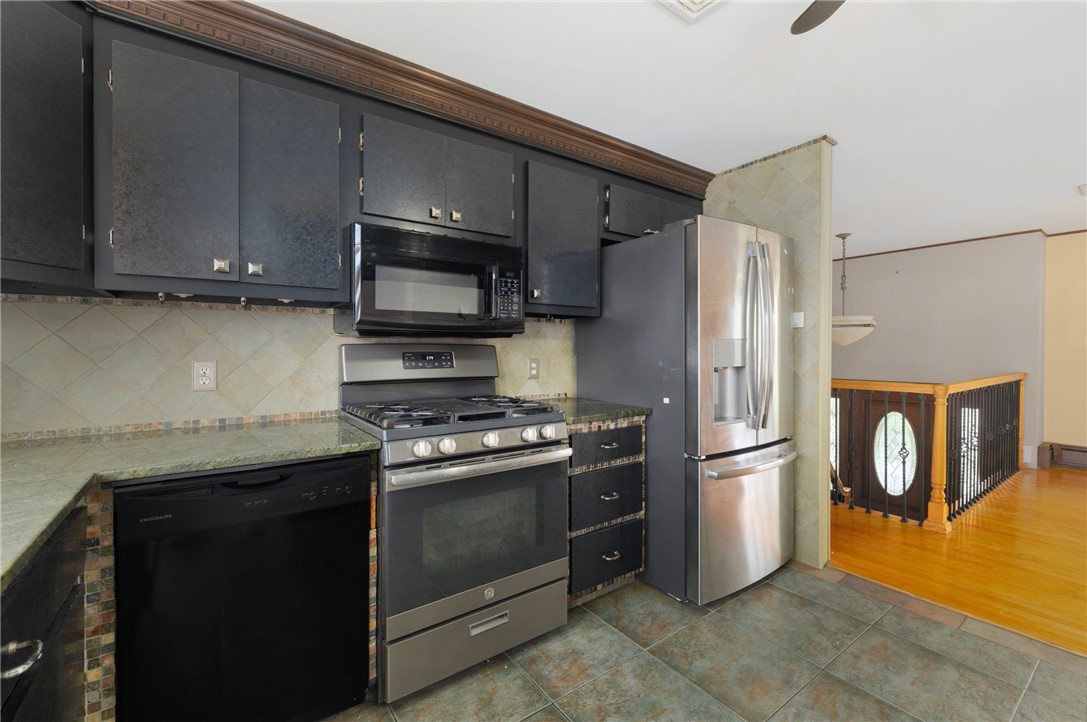 22 Cherry Hill Road Johnston, RI 02919 - Photo 12 of 50