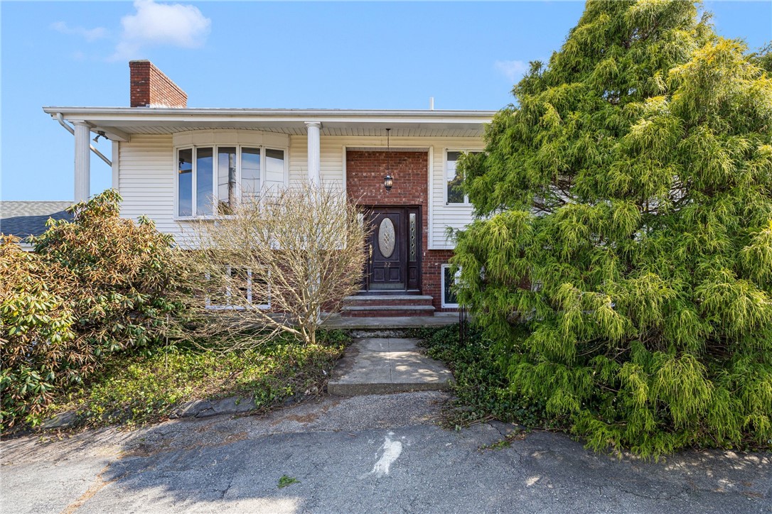 22 Cherry Hill Road Johnston, RI 02919 - Photo 3 of 50