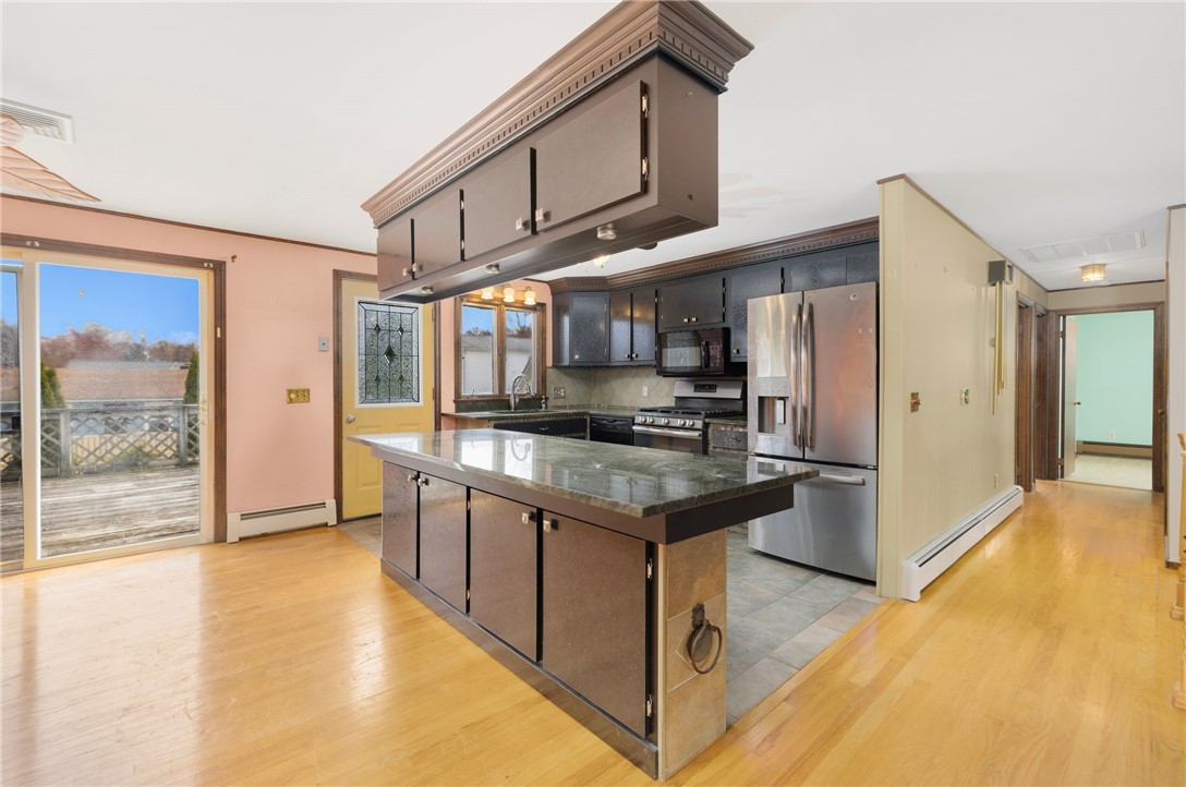 22 Cherry Hill Road Johnston, RI 02919 - Photo 5 of 50