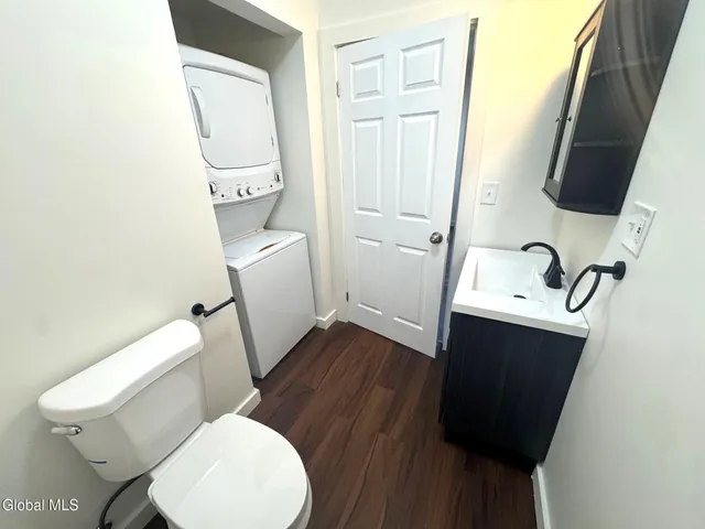 $1,950 | 577 6th Avenue, Unit 1, Watervliet, NY 12189