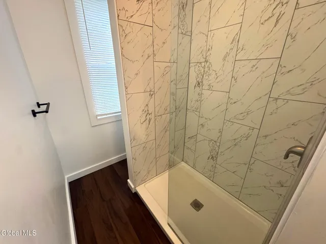 $1,950 | 577 6th Avenue, Unit 1, Watervliet, NY 12189