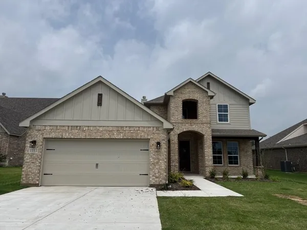 $424,900 | 1113 Trinity Drive, Springtown, TX 76082