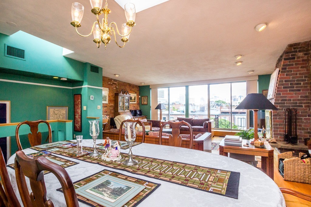 43 Rutland Square, Unit 4 Boston, MA 02118 - Photo 2 of 29 Gallery Image 2