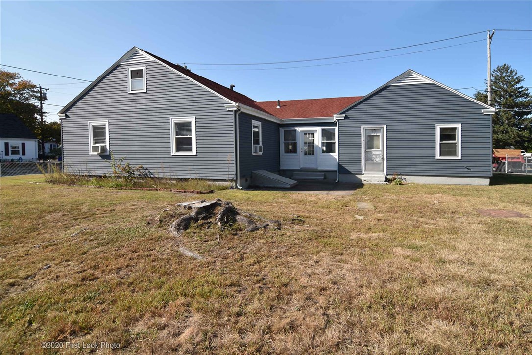 45 Draper Street Pawtucket, RI 02861 - Photo 17 of 20