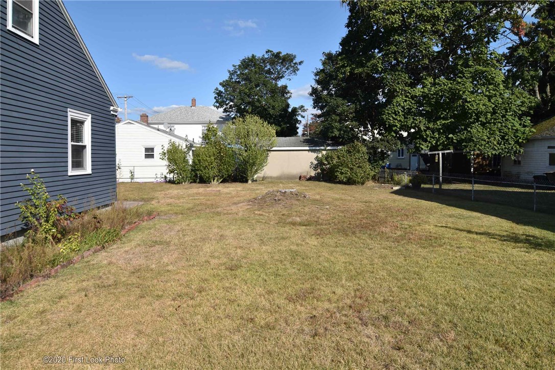 45 Draper Street Pawtucket, RI 02861 - Photo 18 of 20