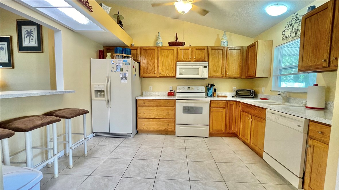 757 Beard Avenue Sebastian, FL 32958 - Photo 9 of 28