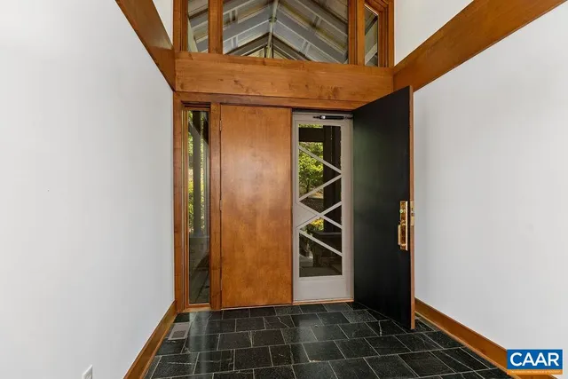 a view of an entryway