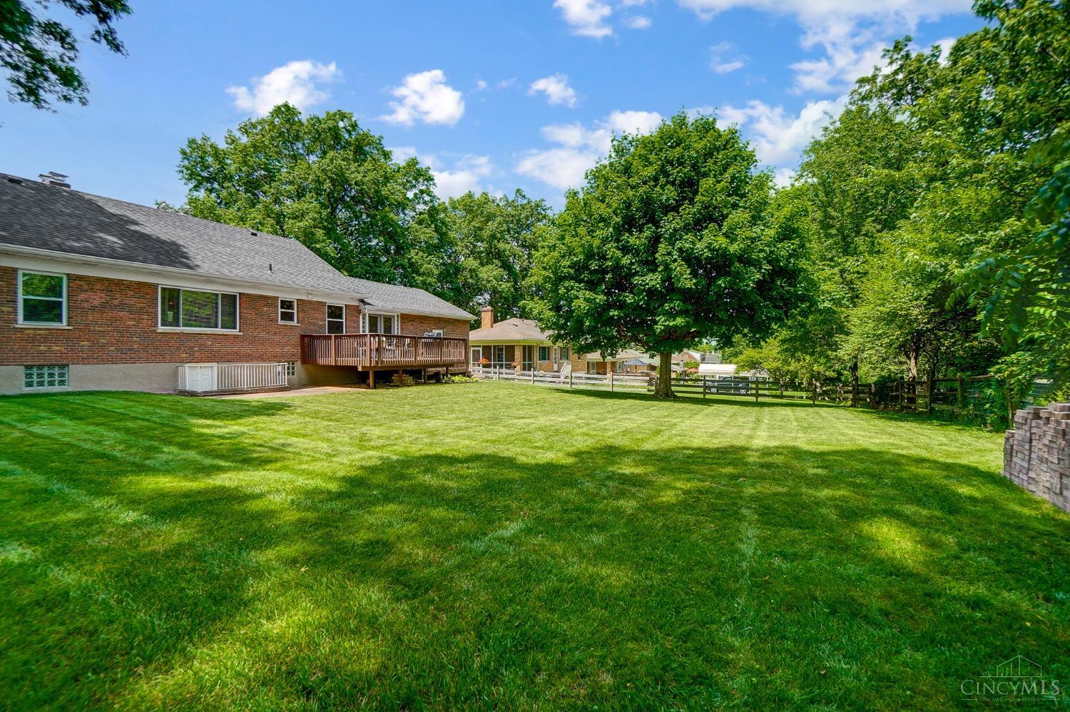 1738 Linneman Road Cincinnati, OH 45238 - Photo 41 of 48