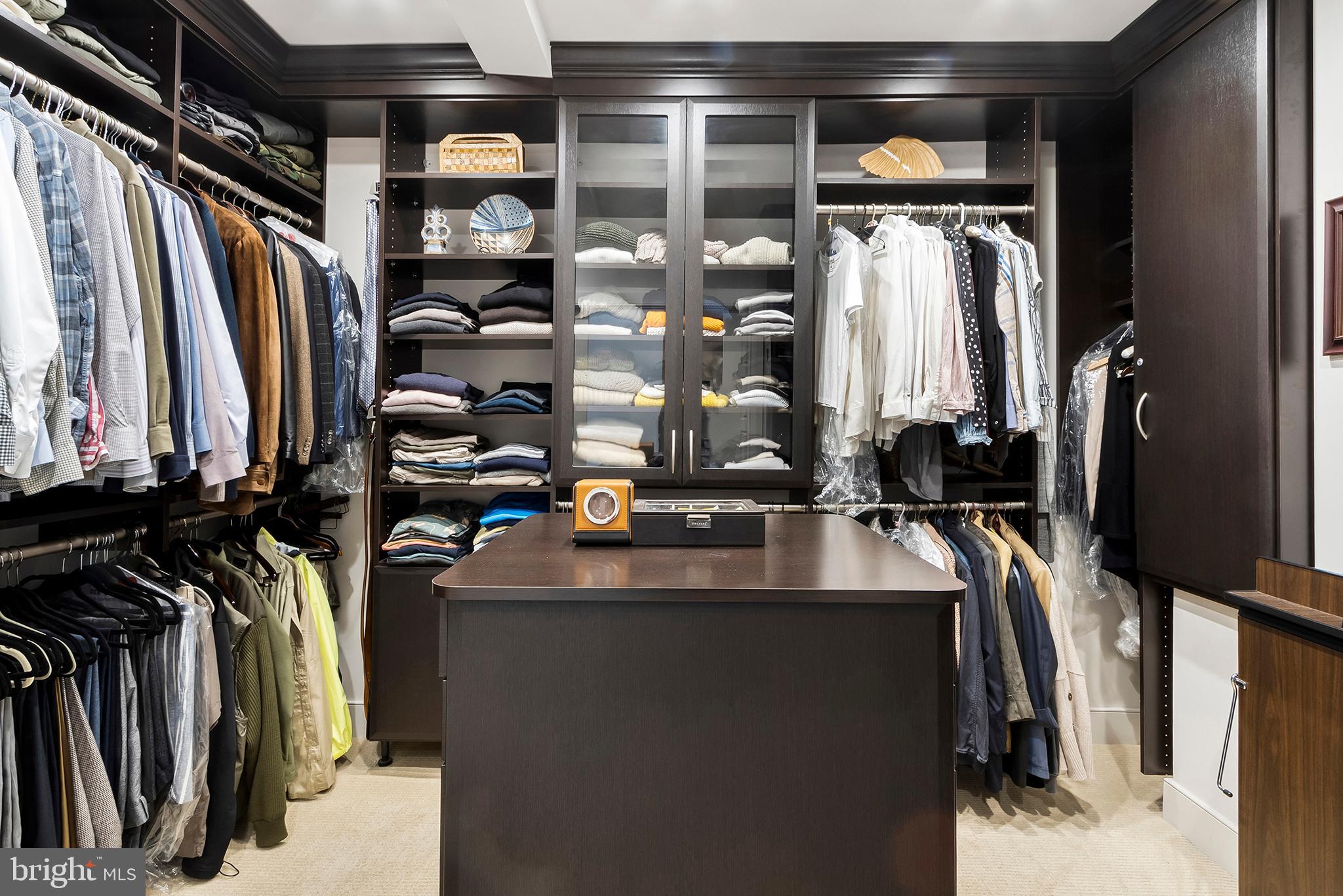 220 West Rittenhouse Square, Unit 21B Philadelphia, PA 19103 - Photo 31 of 35