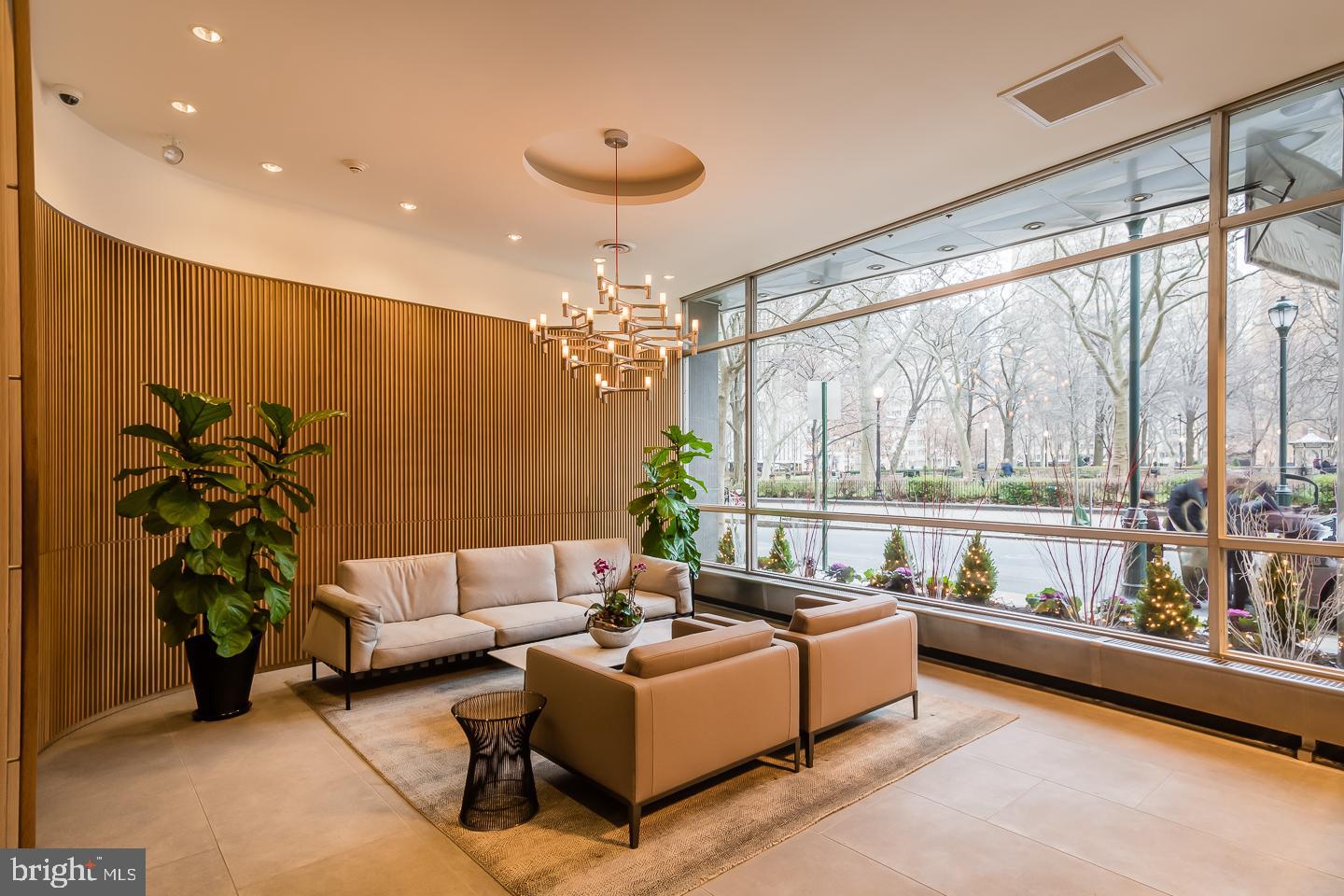 220 West Rittenhouse Square, Unit 21B Philadelphia, PA 19103 - Photo 34 of 35