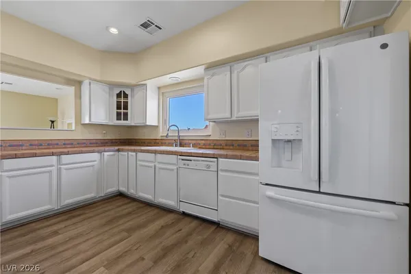 $720,000 | 875 East Cave Avenue, Overton, NV 89040