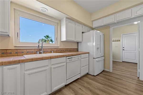 $720,000 | 875 East Cave Avenue, Overton, NV 89040