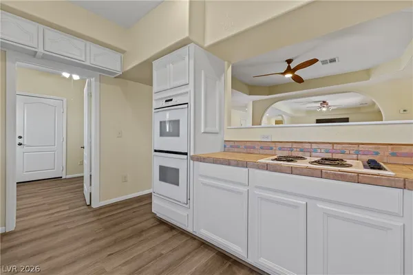 $720,000 | 875 East Cave Avenue, Overton, NV 89040