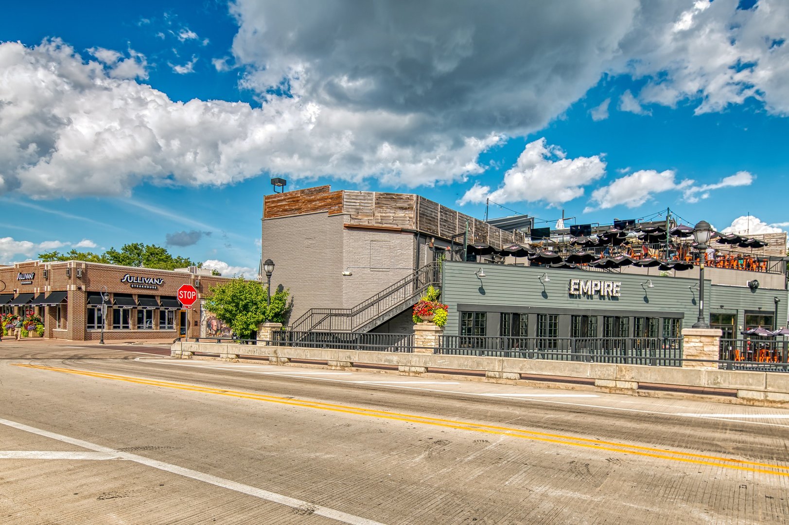 616 East 5th Avenue, Unit 101 Naperville, IL 60563 - Photo 47 of 57 a view of a building