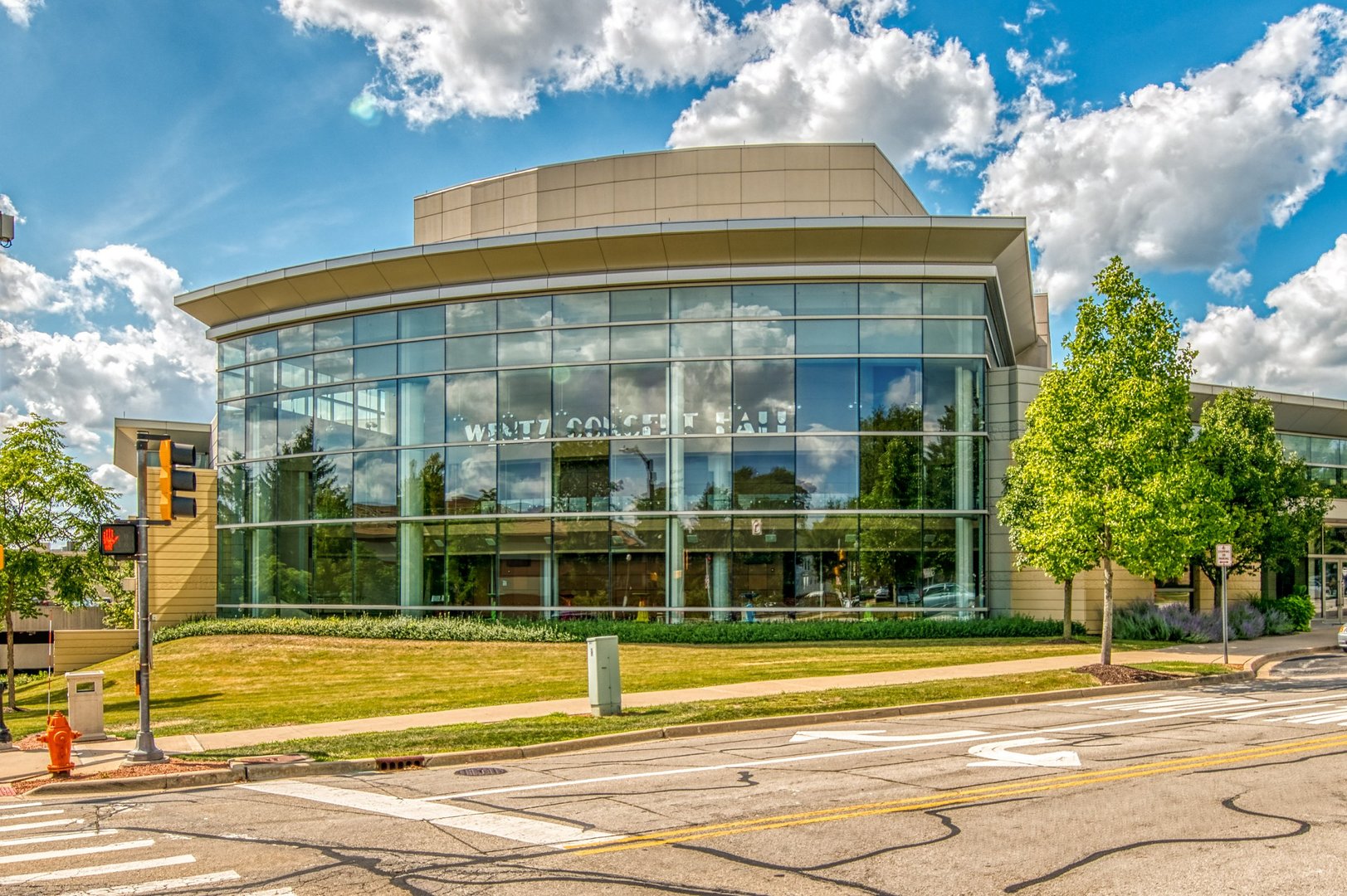 616 East 5th Avenue, Unit 101 Naperville, IL 60563 - Photo 55 of 57 a view of a building entrance