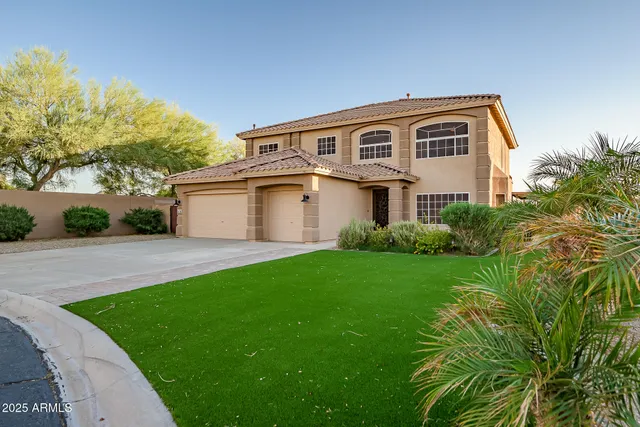 $750,000 | 9569 West Redbird Road, Peoria, AZ 85383
