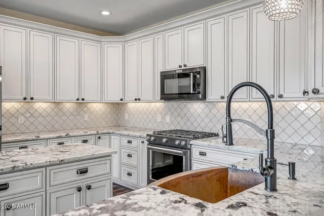 $750,000 | 9569 West Redbird Road, Peoria, AZ 85383