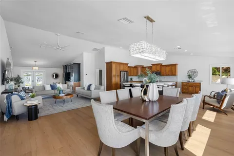 $1,750,000 | 517 Johns Pass Avenue, Madeira Beach, FL 33708