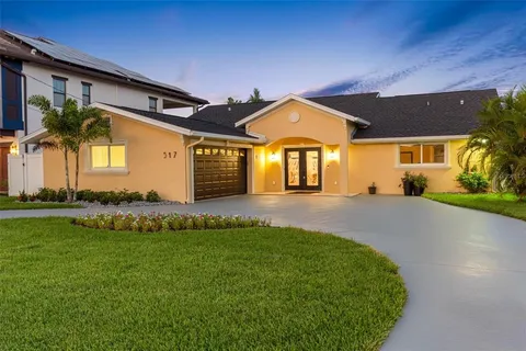 $1,750,000 | 517 Johns Pass Avenue, Madeira Beach, FL 33708