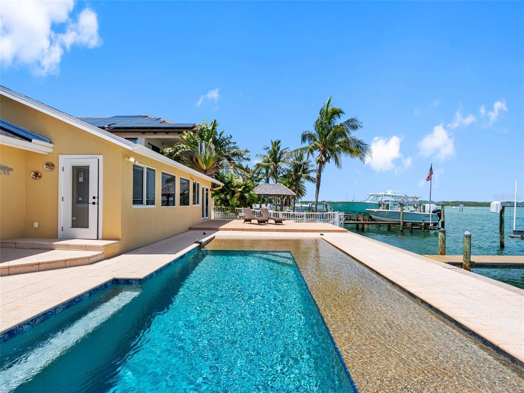 517 Johns Pass Avenue Madeira Beach, FL 33708 - Photo 30 of 92