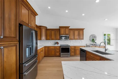 $1,750,000 | 517 Johns Pass Avenue, Madeira Beach, FL 33708