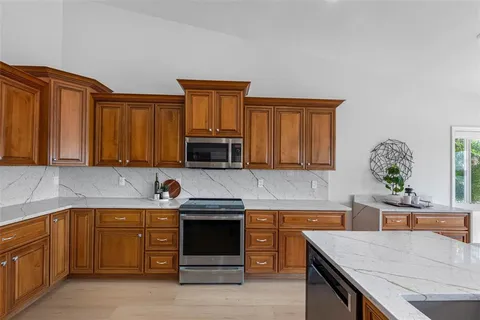 $1,750,000 | 517 Johns Pass Avenue, Madeira Beach, FL 33708