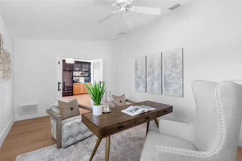 $1,750,000 | 517 Johns Pass Avenue, Madeira Beach, FL 33708